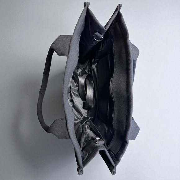 "THE TOTEBAG" Black Canvas Tote – Chic, Spacious & Brand New! 🖤 - Picture 8 of 12